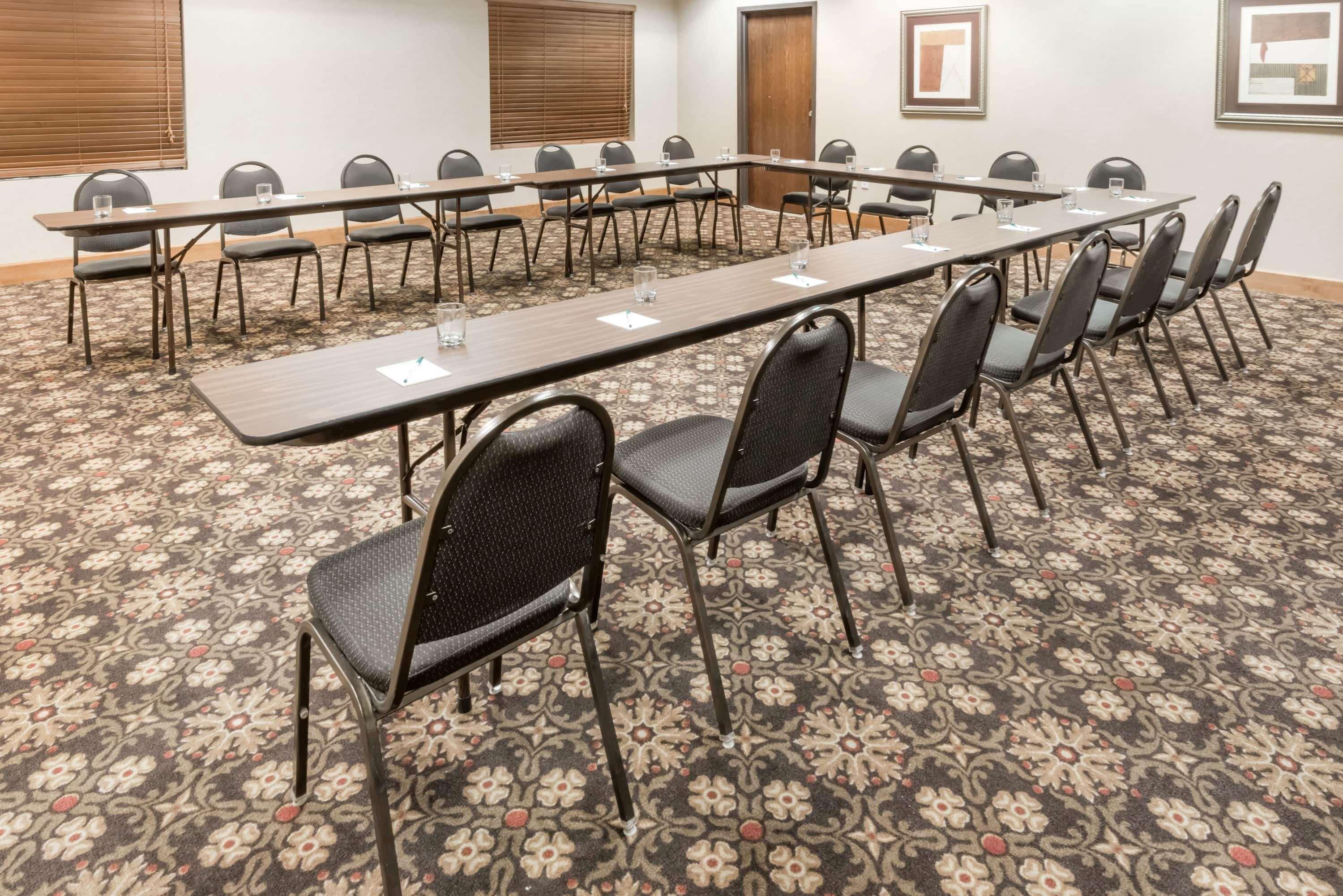 Wingate By Wyndham - Dfw North Hotel