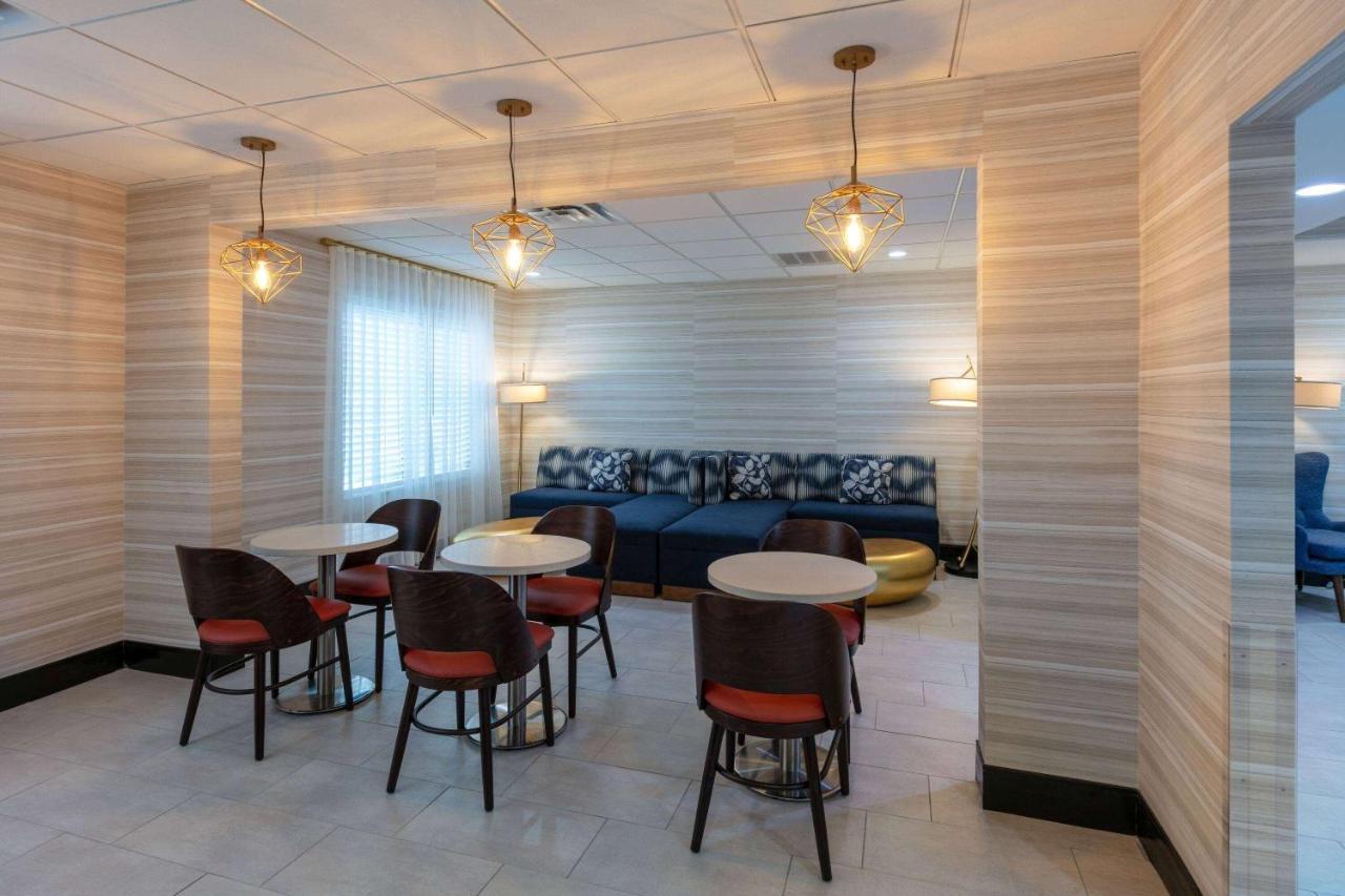 Wingate By Wyndham - Dfw North