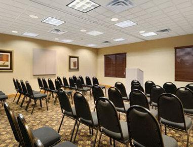 Wingate By Wyndham - Dfw North Hotel